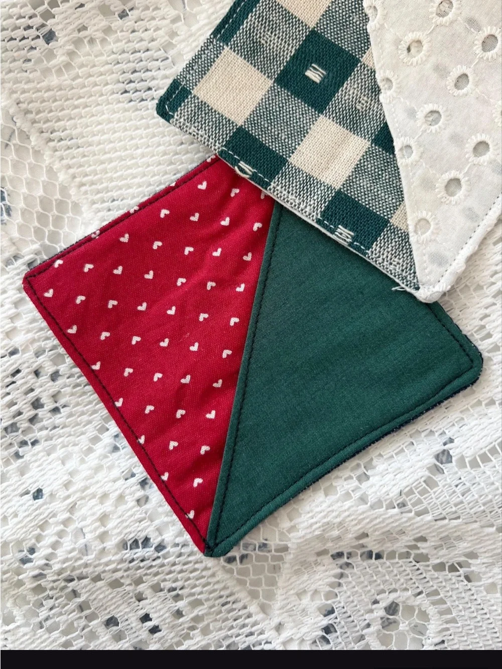 Handmade Green Gingham Eyelet Red Heart Corner Bookmark Set